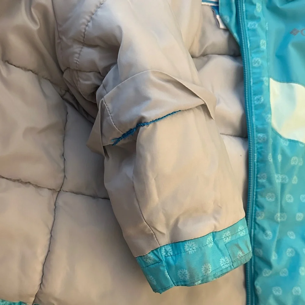 •COLUMBIA• Kids 4T Winter Jacket - Picture 8 of 8